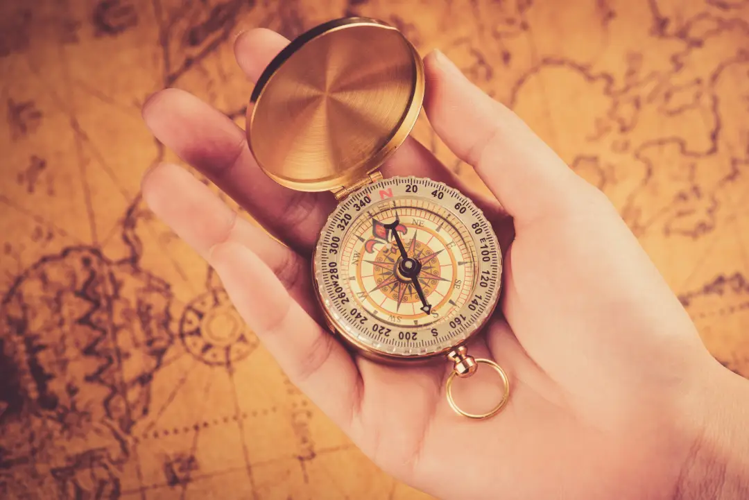 پیدا کردن راه با قطب نما